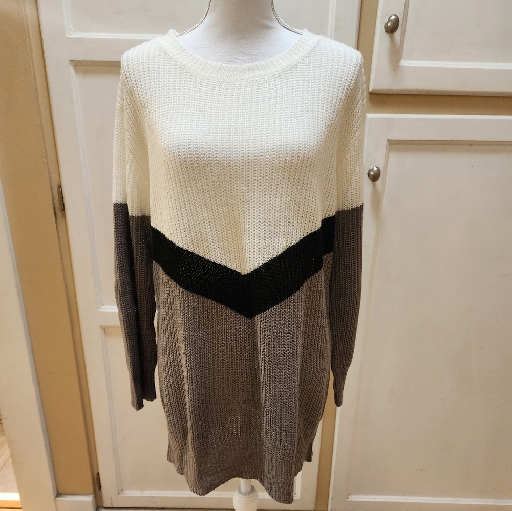 Emery Rose Women's Oversized Long-sleeved Sweater 🌹 - Picture 6 of 12